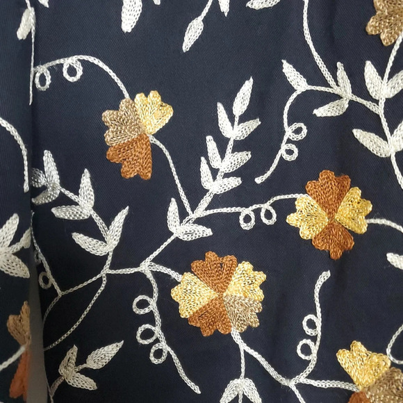 Nwot Life Style Petite Embroidered Floral Jacket Medium Black Long Sleev… - Picture 10 of 12
